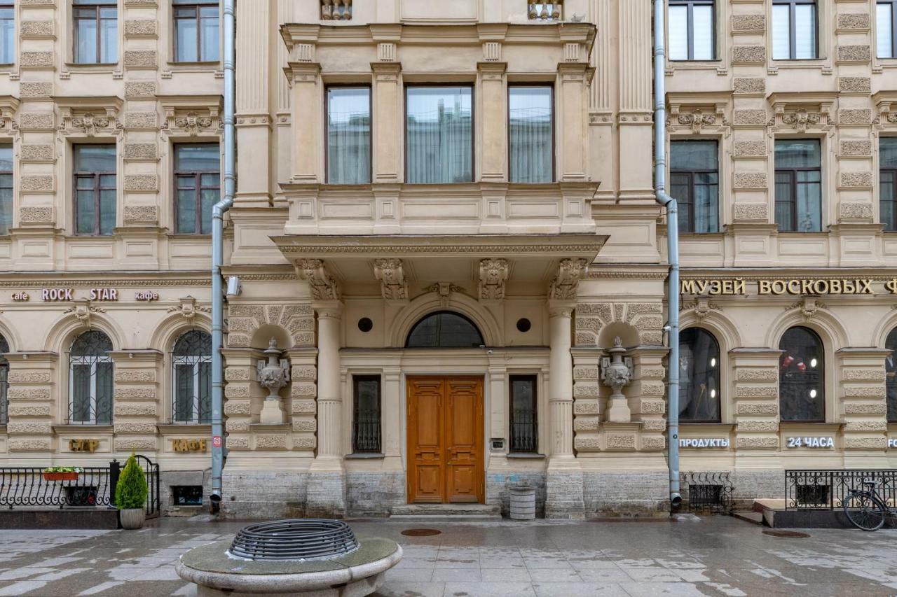 Apartments Near Hermitage Saint Petersburg Exterior photo