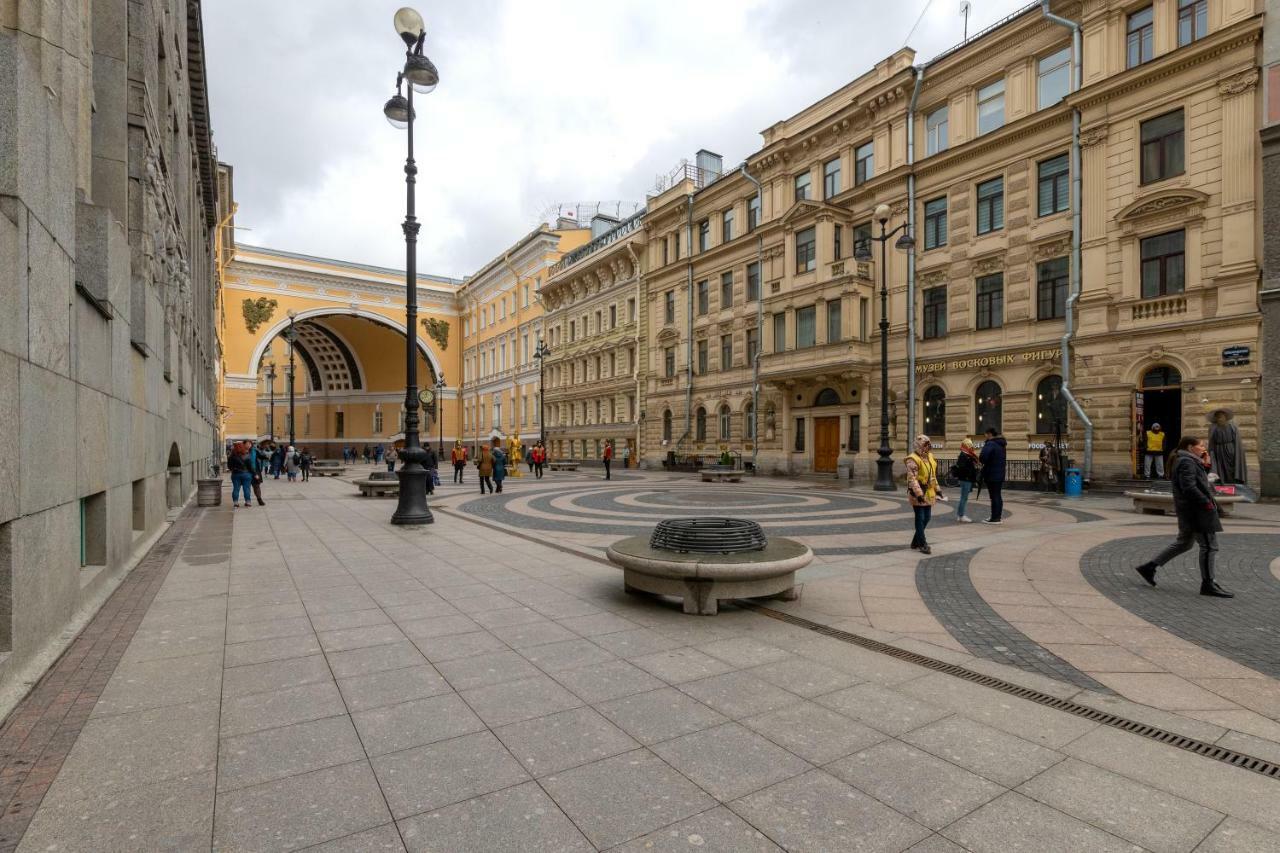 Apartments Near Hermitage Saint Petersburg Exterior photo